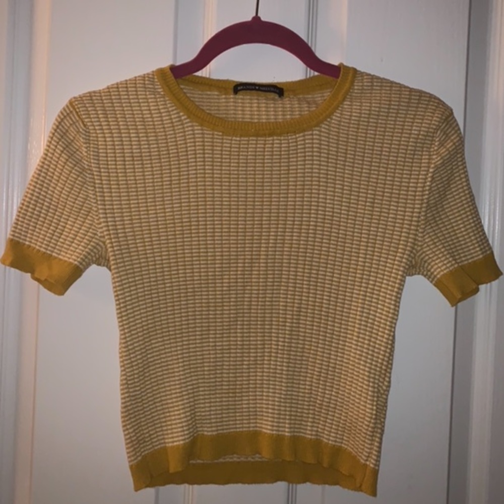 Mustard/Yellow Brandy Melville cropped tee